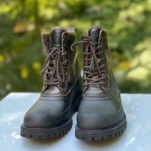 FRYE Waterproof Boots- W size 10/ M 8.5 - “Alaska”
